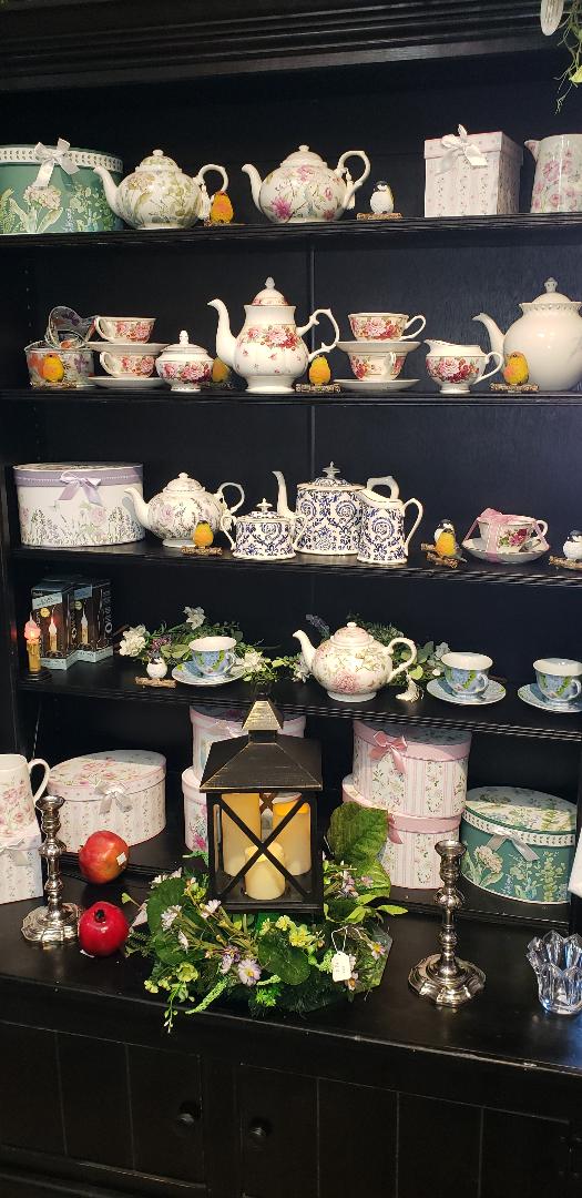 About M & W Flower Shop, LLCChatham, VA Florist